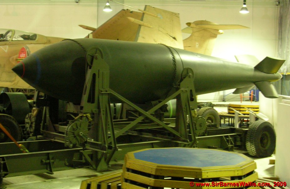 A Grand Slam bomb on a 'Type H' trolley at the RAF Museum, Hendon
